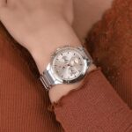 ⁦ساعة تومي هيلفيغر للنساء 1782279⁩ - الصورة ⁦4⁩