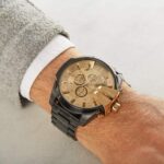 ⁦ساعة ديزل ذهبي للرجال DZ4485⁩ - الصورة ⁦6⁩