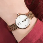 ⁦ساعة امبوريو ارماني للنساء AR11196⁩ - الصورة ⁦8⁩